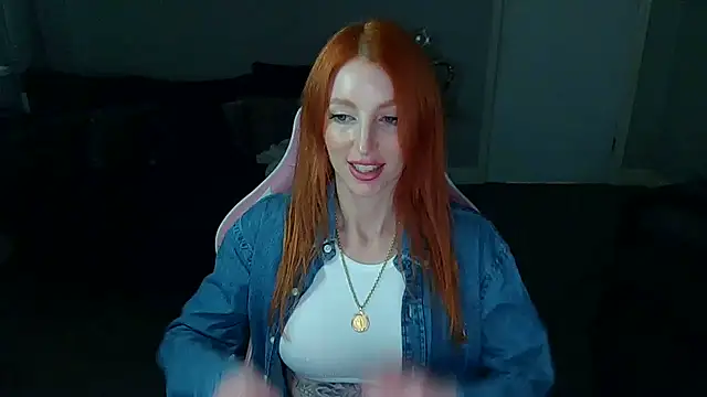 Red firesquirt online show from 02-28-25, 02:31