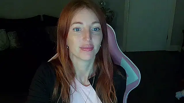 Snapshot of Red_firesquirt chatting on 02-03-26, 03:06 Red firesquirt online show from 02-03-26, 03:06