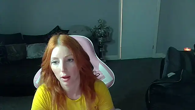 Red firesquirt online show from 03-14-25, 03:25