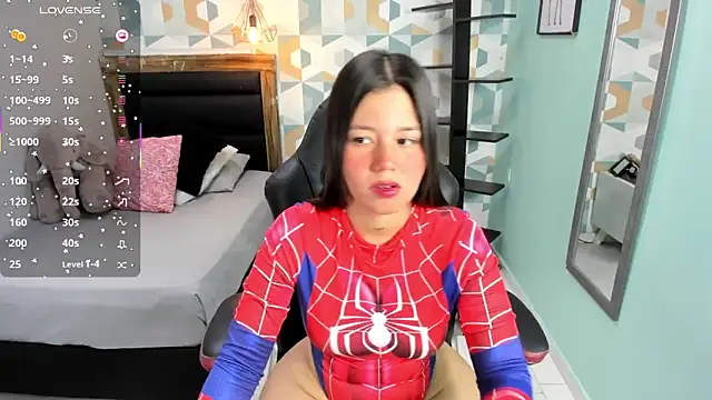 LORENADAVIES online show from 05-19-26, 12:56