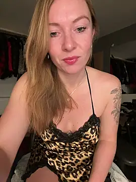 BunnyDiamond1 online show from 01-13-26, 06:12