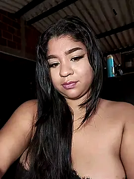 Snapshot of Yelly chatting on 02-13-26, 03:12 Yelly online show from 02-13-26, 03:12