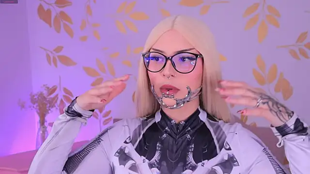 Misselektra   online show from 09-26-25, 04:41