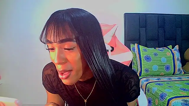 Snapshot of carmen14 chatting on 06-02-26, 03:28 carmen14 online show from 06-02-26, 03:28