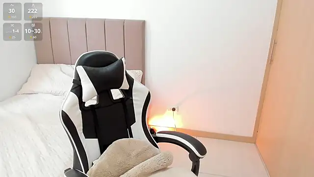 soyamandaa  online show from 02-17-26, 06:38