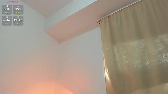 soyamandaa  online show from 11-30-25, 08:53