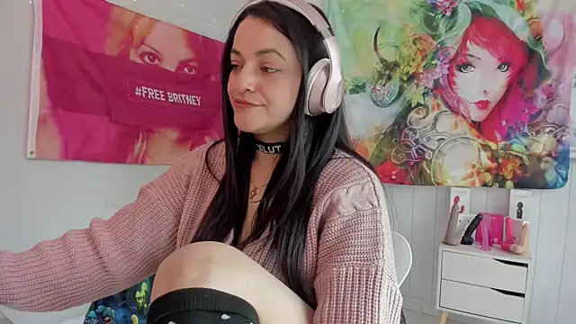 LovelyAzucena online show from 10-03-25, 03:02