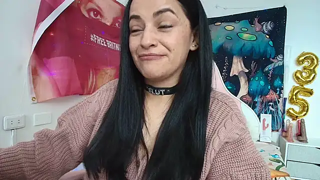 LovelyAzucena online show from 05-27-26, 02:46