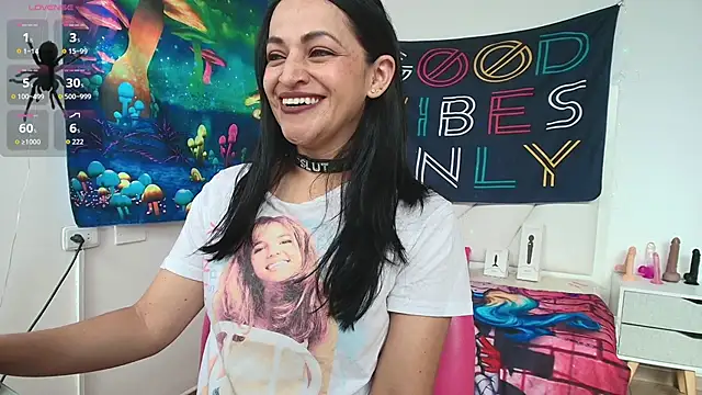 LovelyAzucena online show from 03-06-26, 02:12