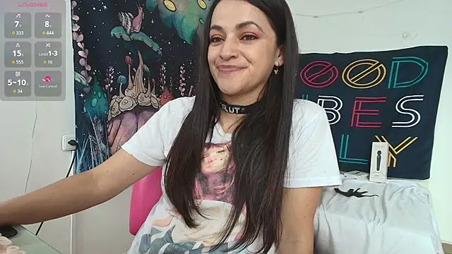 Snapshot of LovelyAzucena chatting on 02-20-26, 02:52 LovelyAzucena online show from 02-20-26, 02:52