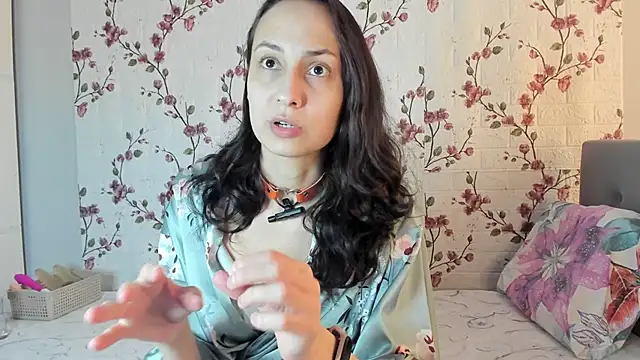 Alisagold90 online show from 01-17-26, 09:35