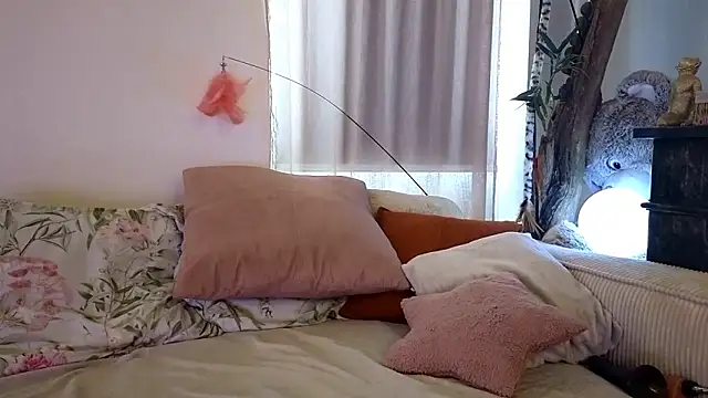 Lilie romeo online show from 06-06-26, 10:53