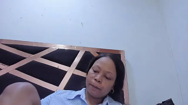 Snapshot of Cholatin chatting on 07-01-26, 12:49 Cholatin online show from 07-01-26, 12:49