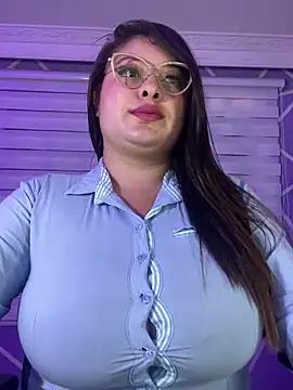 MiiaaJoness online show from 03-17-25, 06:11