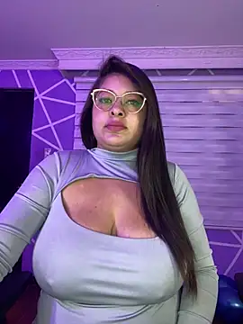 MiiaaJoness online show from 09-30-25, 03:18