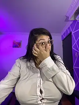 MiiaaJoness online show from 11-12-25, 02:54