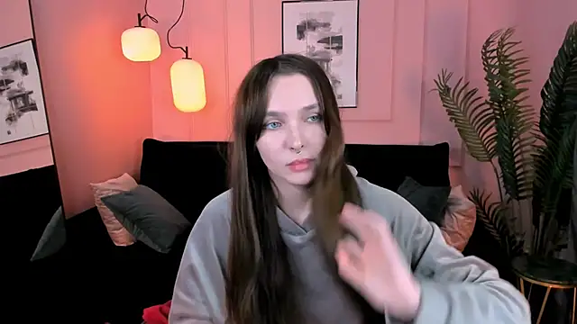 ChloeSunny online show from 05-31-26, 06:09