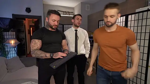 enjoy me online show from 11-28-25, 05:02