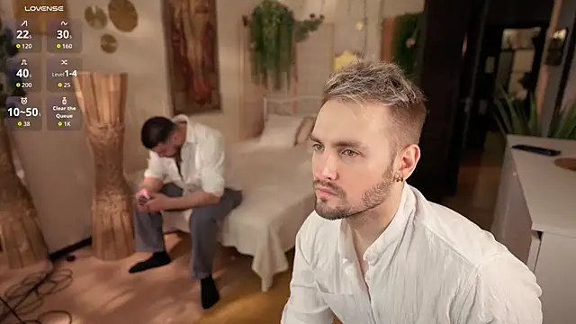 enjoy me online show from 10-16-25, 03:31