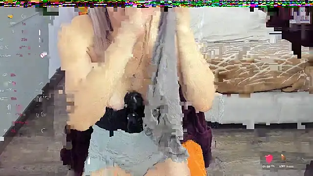 Snapshot of karina_sex68 chatting on 09-09-25, 01:09 karina sex68 online show from 09-09-25, 01:09