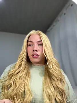 IsabellaFigueredo   online show from 11-11-25, 10:04