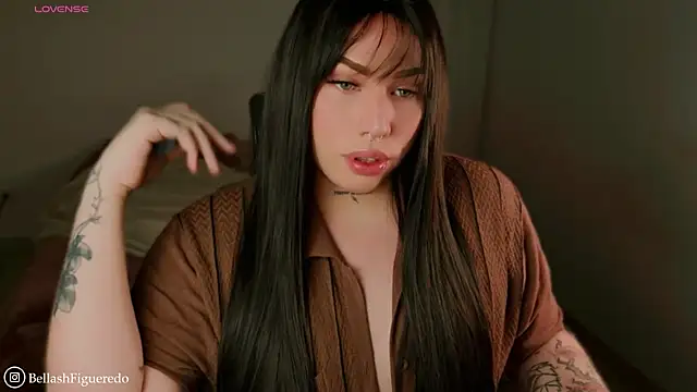 IsabellaFigueredo   online show from 03-22-26, 05:21