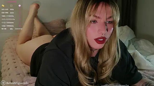 Snapshot of IsabellaFigueredo__ chatting on 07-17-26, 09:50 IsabellaFigueredo online show from 07-17-26, 09:50
