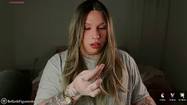 IsabellaFigueredo   online show from 03-15-26, 08:32