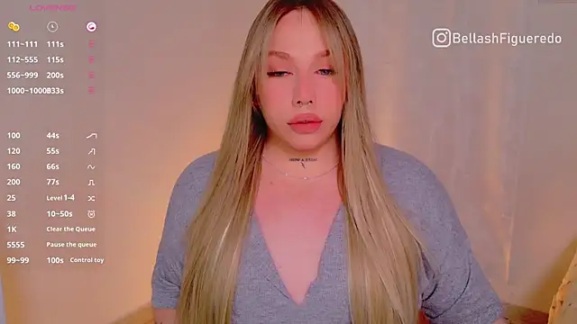 Snapshot of IsabellaFigueredo__ chatting on 02-05-25, 11:23 IsabellaFigueredo   online show from 02-05-25, 11:23