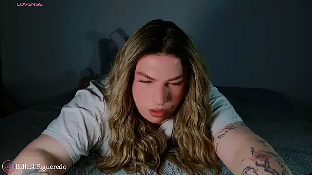 IsabellaFigueredo   online show from 12-01-25, 10:54