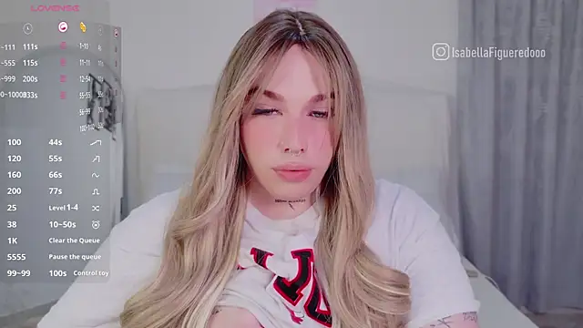 Snapshot of IsabellaFigueredo__ chatting on 01-08-25, 04:54 IsabellaFigueredo   online show from 01-08-25, 04:54