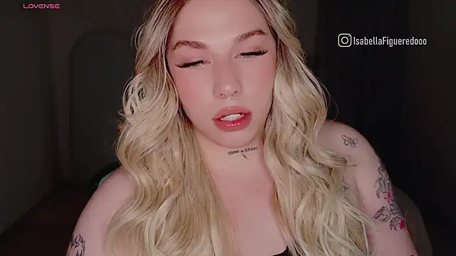 Snapshot of IsabellaFigueredo__ chatting on 01-21-25, 09:46 IsabellaFigueredo   online show from 01-21-25, 09:46