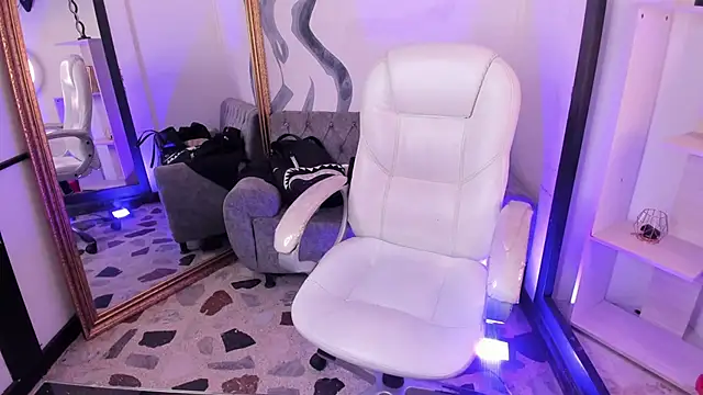CelesteBrucee online show from 05-30-26, 04:34