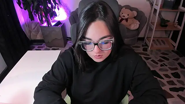 CelesteBrucee online show from 03-06-26, 03:34