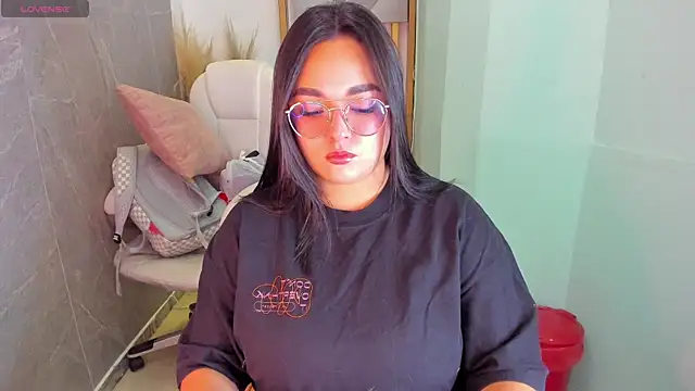 CelesteBrucee online show from 04-17-26, 10:34