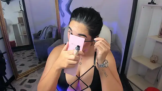 CelesteBrucee online show from 05-06-26, 04:49