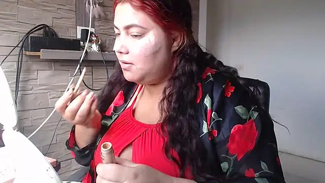 girl milk2 online show from 09-10-25, 07:02