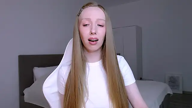 Luna insniity online show from 02-08-26, 08:28