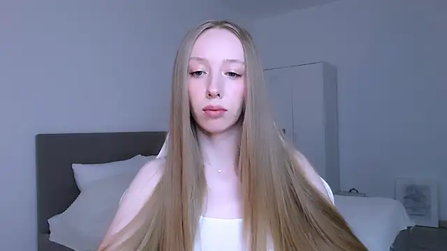 Luna insniity online show from 03-09-26, 09:18