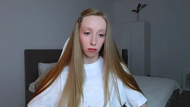 Luna insniity online show from 09-14-25, 07:58