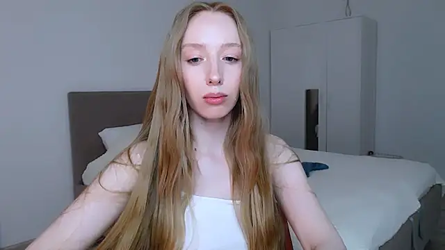 Luna insniity online show from 03-21-25, 01:02
