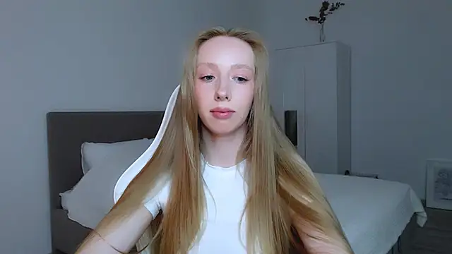 Luna insniity online show from 09-09-25, 08:51