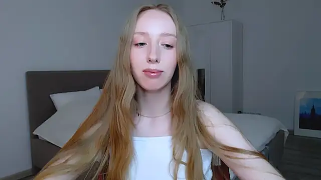Luna insniity online show from 02-10-25, 07:28