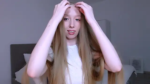 Luna insniity online show from 03-04-26, 09:33