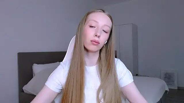 Luna insniity online show from 02-07-26, 08:17