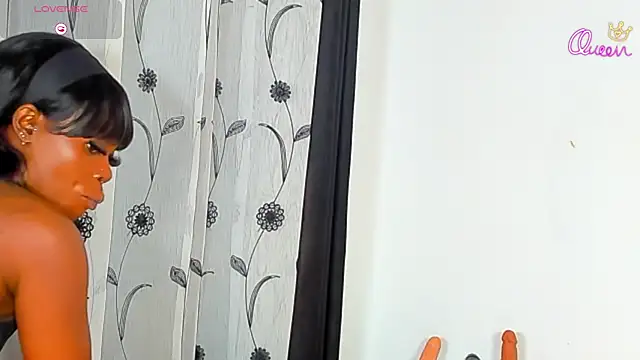 Yummy squirter online show from 07-06-26, 06:31