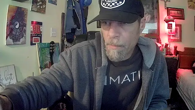 Snapshot of druetrue chatting on 01-09-26, 04:25 druetrue online show from 01-09-26, 04:25