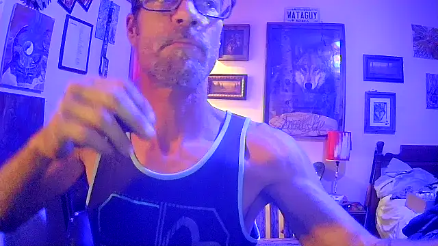 Snapshot of druetrue chatting on 11-06-25, 01:42 druetrue online show from 11-06-25, 01:42