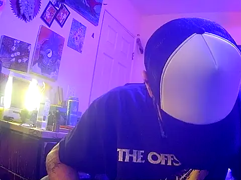 Snapshot of druetrue chatting on 11-18-25, 11:26 druetrue online show from 11-18-25, 11:26