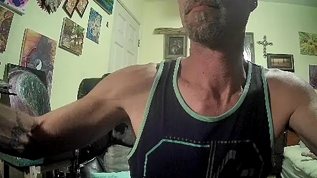 Snapshot of druetrue chatting on 12-20-25, 01:41 druetrue online show from 12-20-25, 01:41